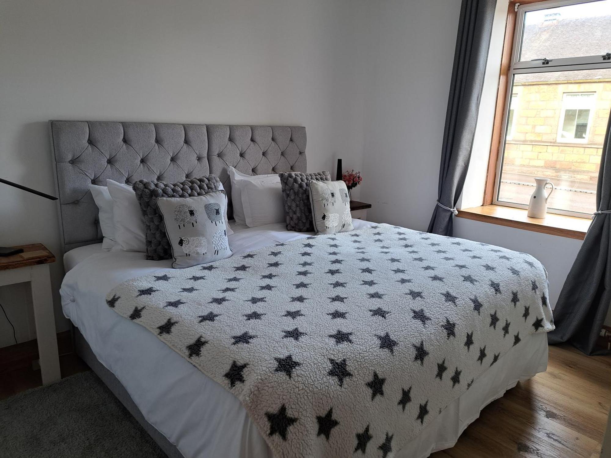 The Apartment In Aberlour Bagian luar foto